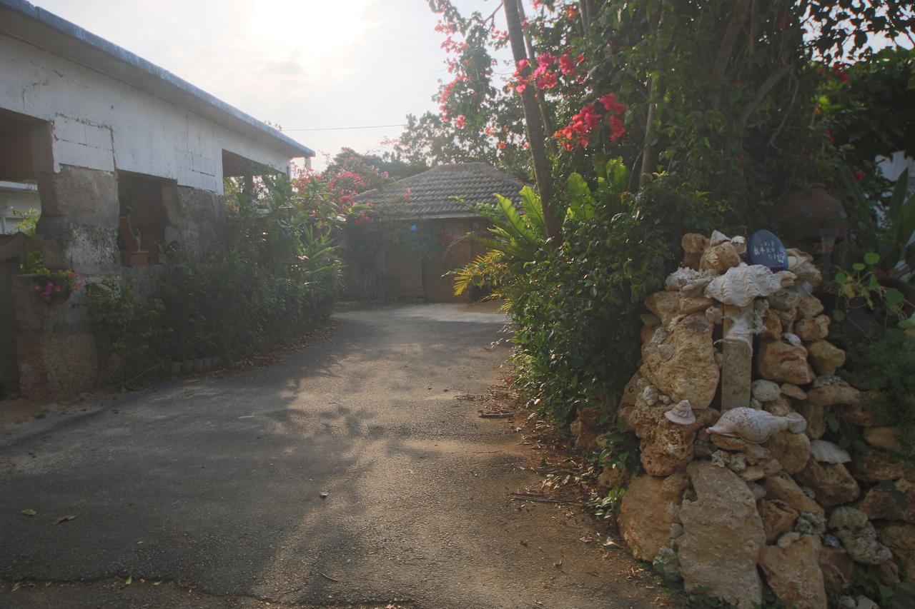 Hôtel Kukuru Camping à Miyakojima  Extérieur photo