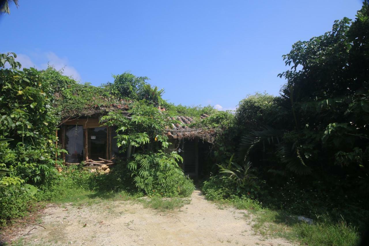 Hôtel Kukuru Camping à Miyakojima  Extérieur photo