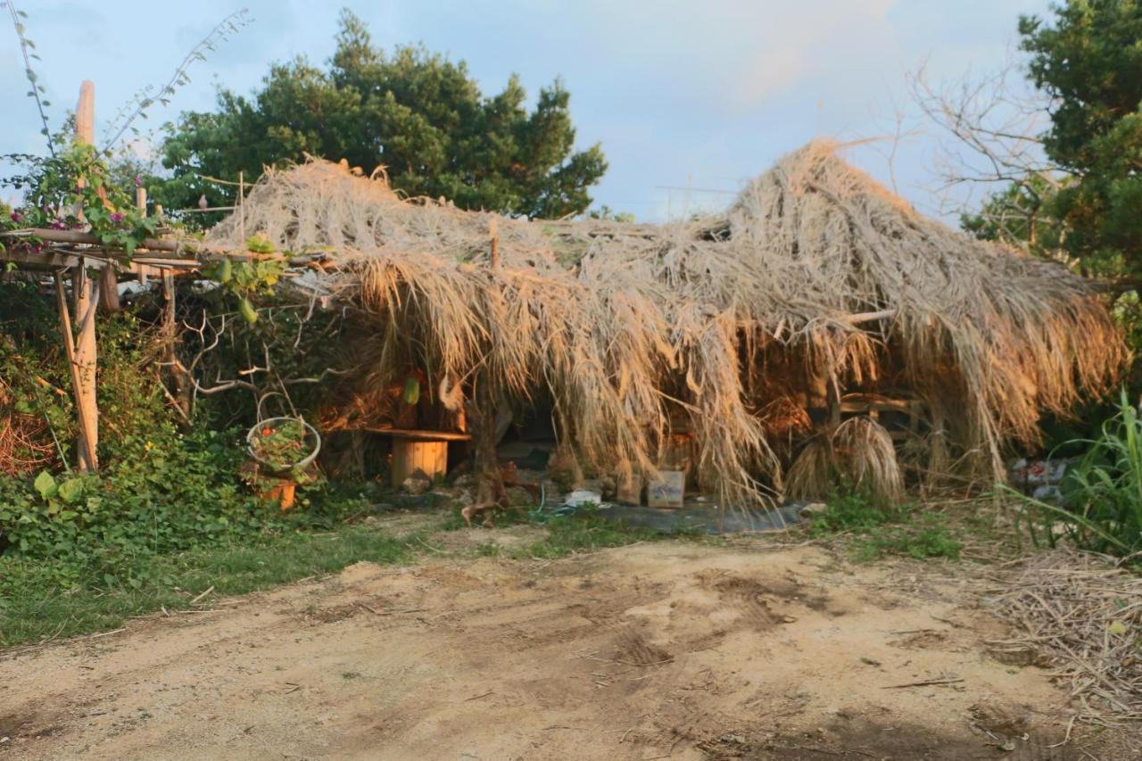 Hôtel Kukuru Camping à Miyakojima  Extérieur photo